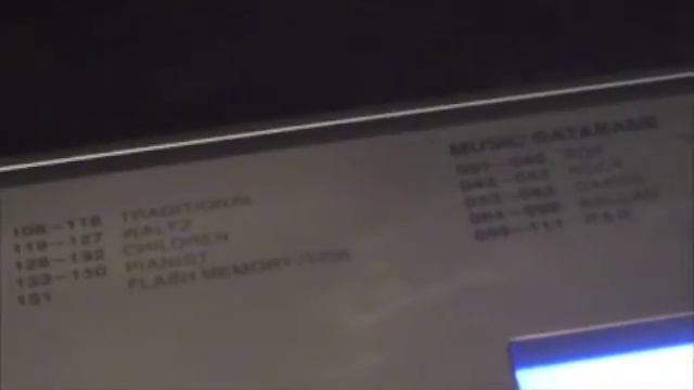 Yamaha Portable Grand DGX-520 смотреть онлайн