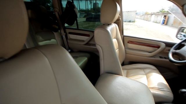 Сравнение Toyota Land Cruiser 105 и Toyota Land Cruiser 100. Обзор машины Toyota Land Cruiser 105