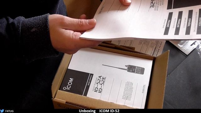 Unboxing Icom ID-52 смотреть онлайн