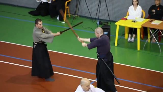25 Сокэ Нидэн Рю Кобудзюцу Ямагучи Сэнсей. 25 Soke Niden Ryu Kobujutsu Yamaguchi Sensei смотреть онлайн