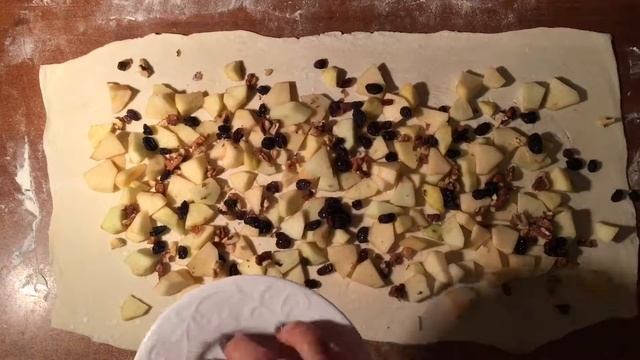 Готовим яблочный штрудель смотреть онлайн