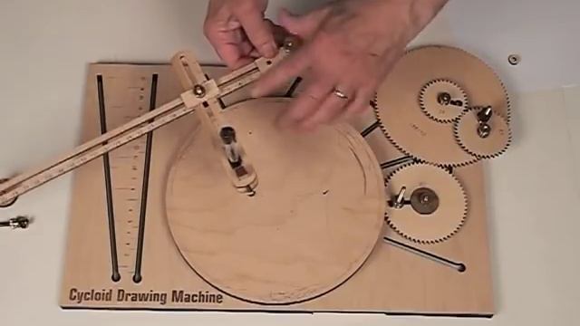 Cycloid Drawing Machine: Center Gear Setup смотреть онлайн