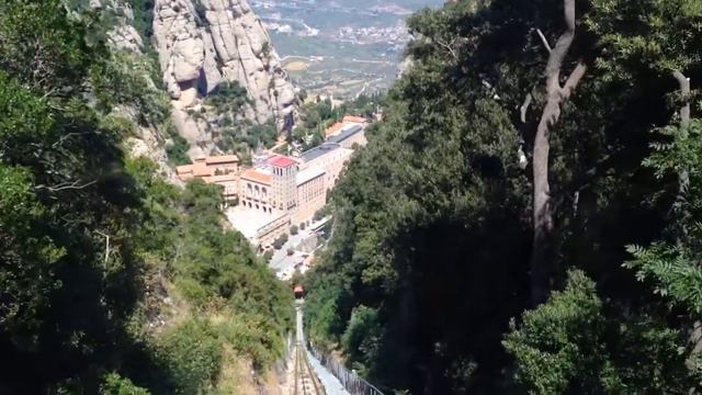 Фуникулёр на горе Монсеррат смотреть онлайн