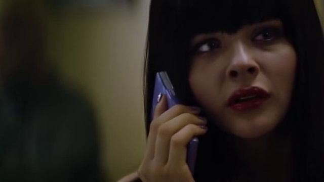 Хлоя Морец говорит на русском в фильме «Великий уравнитель» смотреть онлайн