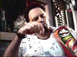 Реклама чипсов Pringles. «Ладно Йо-йо, но это - последний!» 2001 год