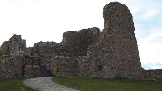 Bratislava, Slovakia | Exploring Ruins of Devin Castle смотреть онлайн