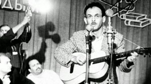 Булат Окуджава (краткая биография)