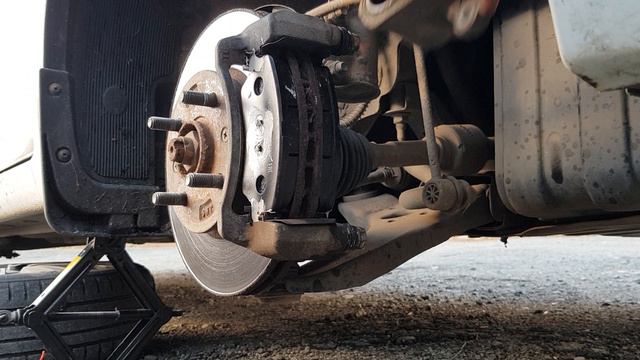 KIA RIO 3 установка тормозных колодок смотреть онлайн