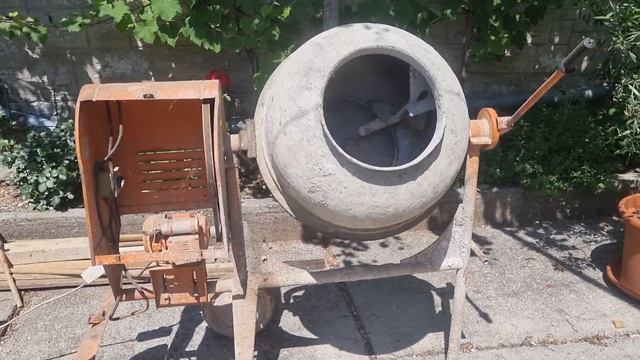 PRODAM MEŠALEC смотреть онлайн