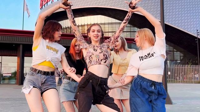 [K-POP IN PUBLIC] [ONE TAKE] (G)I-DLE ‘Queencard’ dance cover by LUMINANCE смотреть онлайн