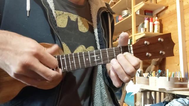 ukulele caravellekitchen grillon acacia смотреть онлайн