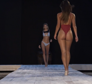 Подборка моделей купальников в замедленной съёмке Compilation of swimwear models in slow motion