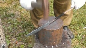 Ковка ножа в примитивных условиях
