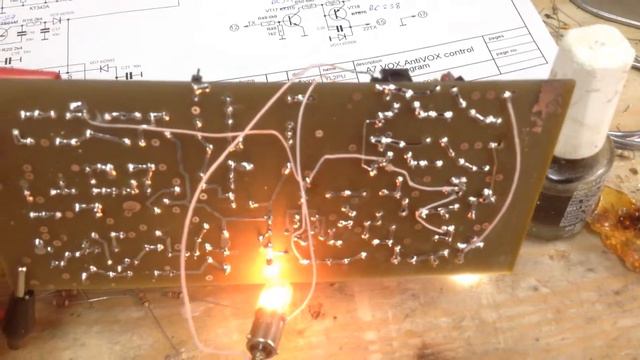 Трансивер dm2005 (yl2pu), блок A7 VOX, antiVOX. смотреть онлайн