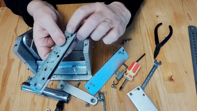 Двоильная машинка. Разбор, устройство. смотреть онлайн