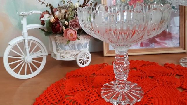 Хрустальные вазы . смотреть онлайн