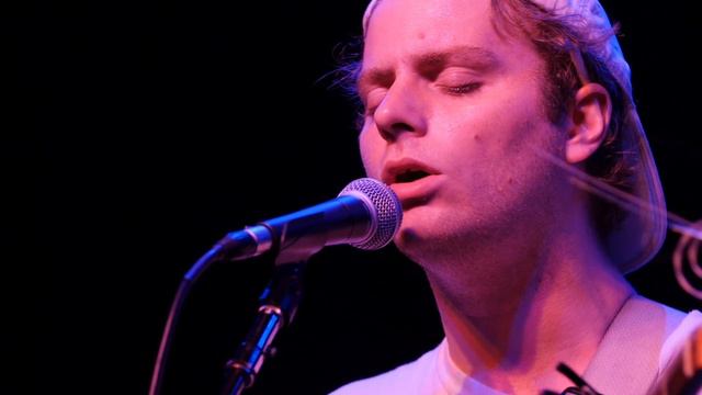 Mac DeMarco - Cooking Up Something Good (Live on KEXP) смотреть онлайн