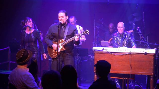Paul Shaffer ft Jim Buck-Walk Away From Love-Caesars Palace,Las Vegas. смотреть онлайн