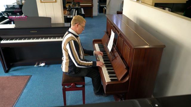 C.Bechstein Upright Piano - Träumerei Demo смотреть онлайн