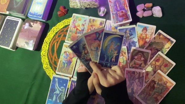 НАПИШЕТ ЛИ? ПОЗДРАВИТ С 8 МАРТА?  ОБЩИЙ РАСКЛАД