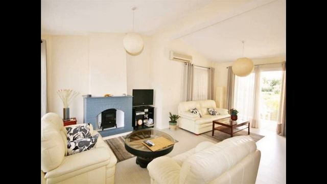 Продается дом с большим бассейном в Coral Bay,... смотреть онлайн