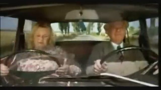 Бабушка за рулём. Классная реклама. смотреть онлайн