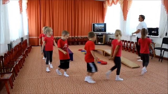 Горлова Ж.В. весёлая зарядка 