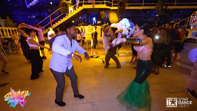 Falco Benalcázar & Leticia Mujica González ~ social dancing @ Stepup Fest Ibiza смотреть онлайн