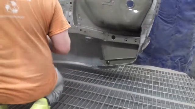 Нанесение кислотного грунта на днище смотреть онлайн