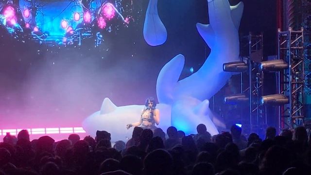 Ashnikko Chokehold Cherry Python and Tantrum Live смотреть онлайн
