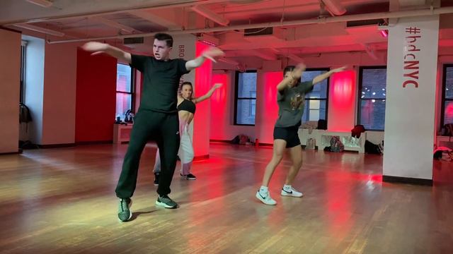 Jazz Funk w/ Miles Keeney - Broadway Dance Center - New York, NY смотреть онлайн
