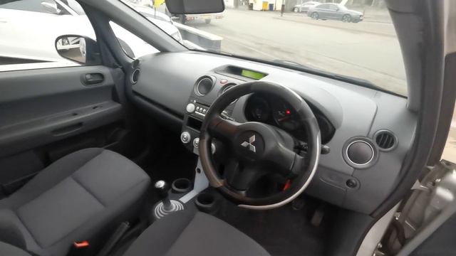 Mitsubishi Colt 1.1 CZ1 5dr смотреть онлайн
