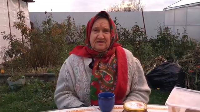 Баба Зина поёт инской Москва песня о розах смотреть онлайн