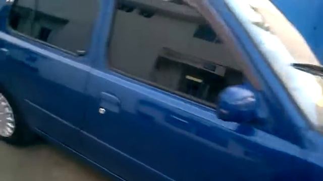 Nissan March 2001 Azul Achele Auto La Romana