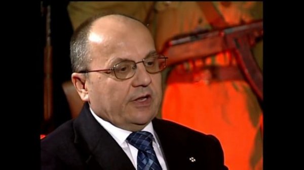 VIKTOR  SUVOROV -  exclusive interview  (part I)