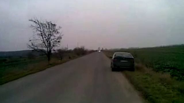 Megane 1,6 vs escort 1,8 смотреть онлайн