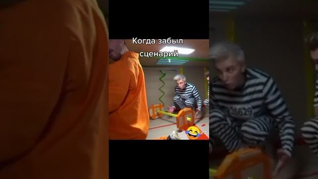 F1267b4d48866c940a44c4e275b54591.mp4