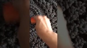 Сантехнический силикон как средство против скольжения вязаного ковра