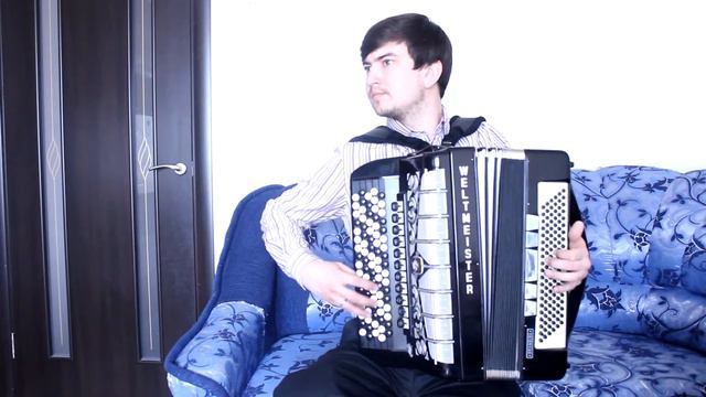 MONATIK "Кружит" на баяне смотреть онлайн