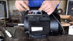 Распаковка:Асинхронный мотор на 220 вольт 2,2кВт