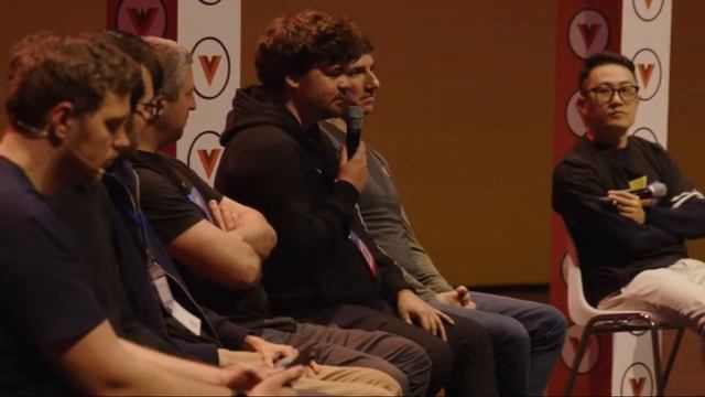 Live Stream with Creator of Vue and Astro, Vite Panel and React.js by Meta смотреть онлайн
