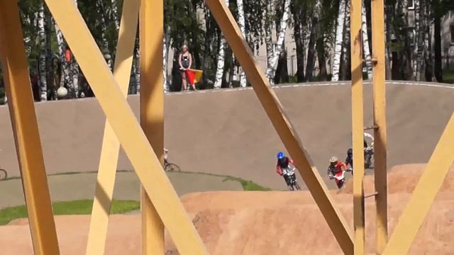 24 мая 2014г. Красная Пахра гонщики 2006 г.р. смотреть онлайн