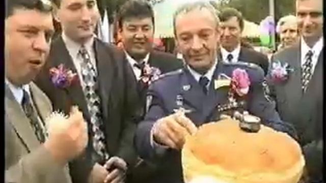 Оренбург видео микс 2003 год.avi смотреть онлайн