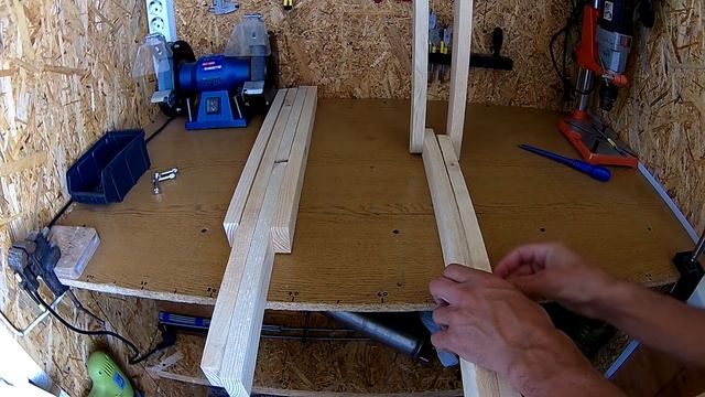 Складной стол своими руками / Folding table with your own hands смотреть онлайн