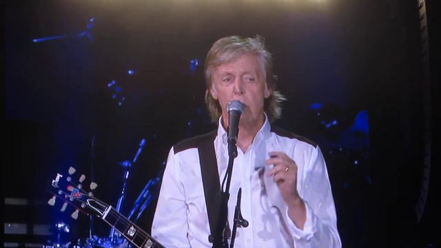 MUST SEE Paul McCartney's funny story about Jimi Hendrix & Eric Clapton at Dodgers Stadium 7-13-19 смотреть онлайн