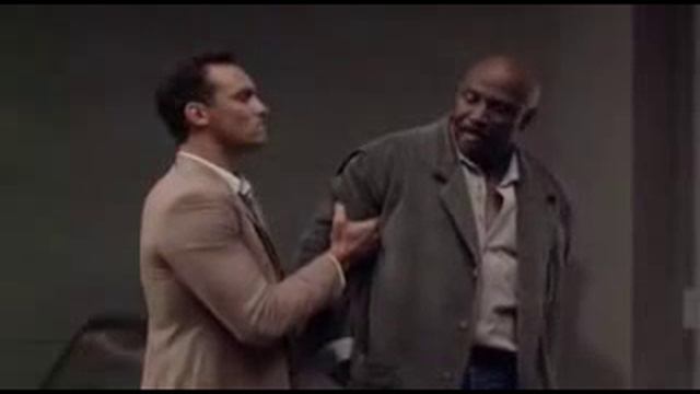 Louis Gossett Jr escapes the mafia смотреть онлайн