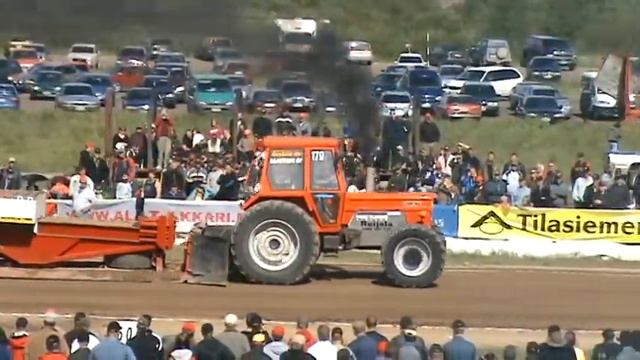 Tractor pulling Finland Haapajärvi 22.6.2009 Fiat 1300 смотреть онлайн
