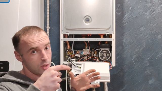 Газовый двухконтурный котел Хуберт Hubert