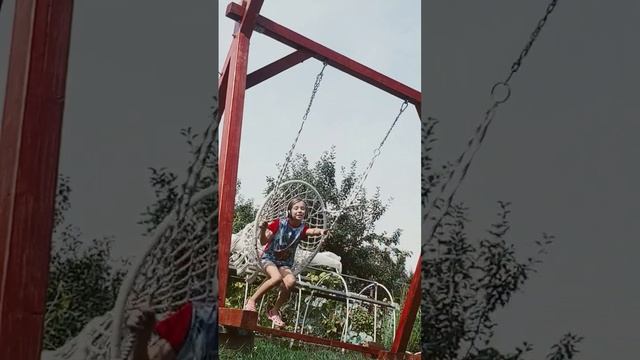 твои локоны золота шайни;)