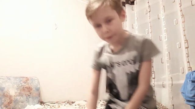 Как сделать кувырок с помощью дивана смотреть онлайн